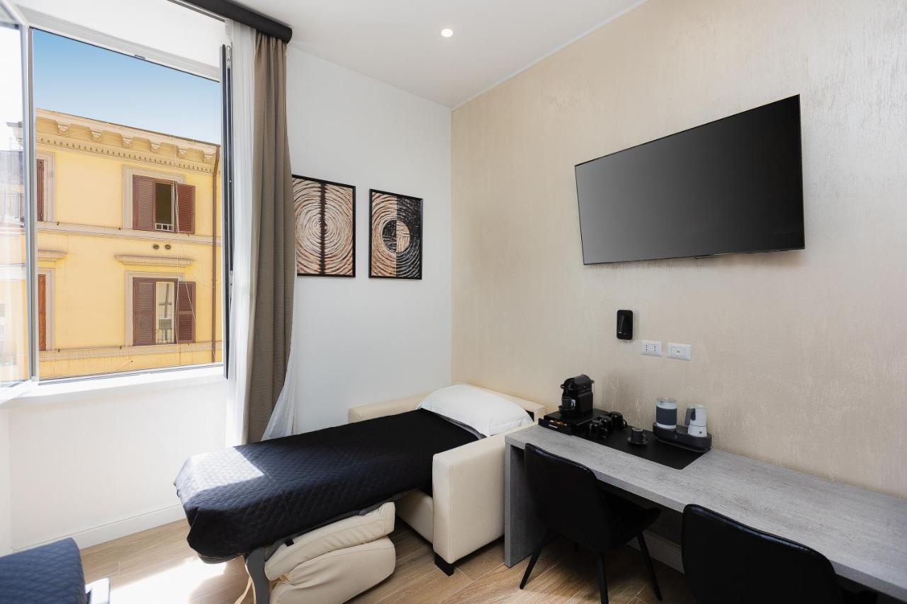 Kosmo Rome Luxury Hotel Exterior photo